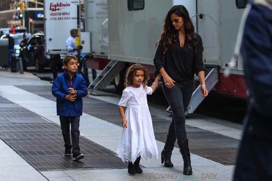 Camila-Alves-out-in-NYC-with-kids-Vida-L