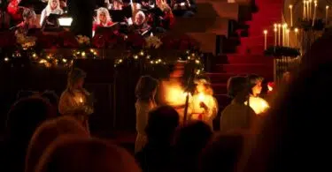 Top 20 Christmas Songs Rated By Yahoo