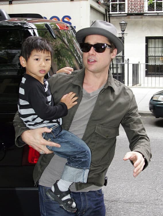 Father Brad Pitt seen in the Upper West side, Nyc, taking Pax to a Pediatric Health Service office