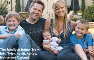 Keith Zubchevich and Nancy O'Dell with their family