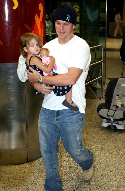 MAtt Damon and daughter isabella