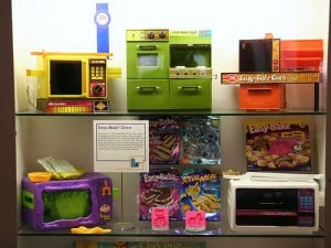 Classic Easy Bake ovens!