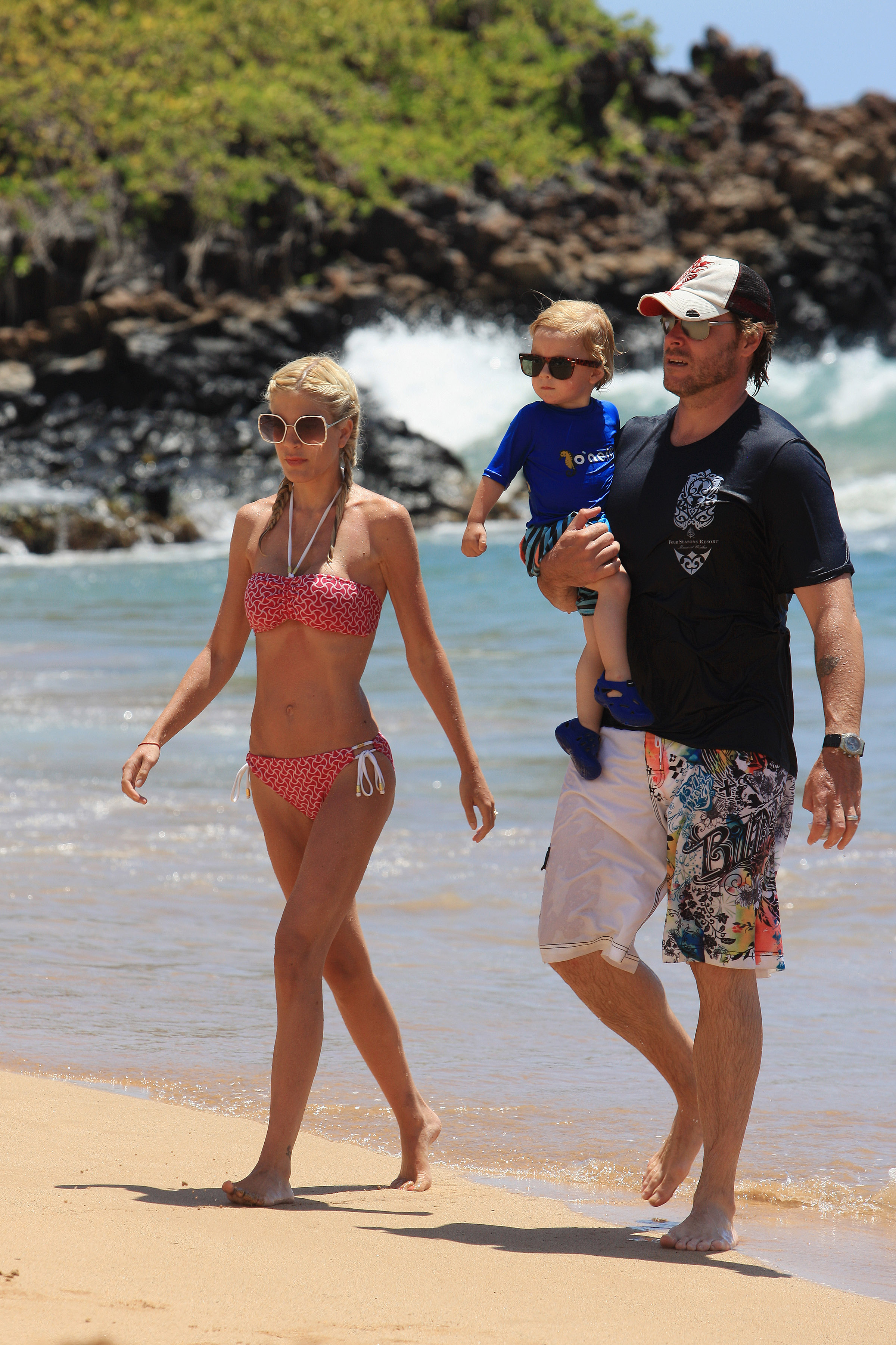 The McDermott Family Enjoys Hawaii