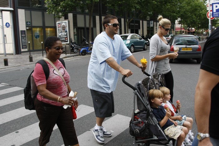 Sean and Jayden Enjoy Ice Cream in Paris