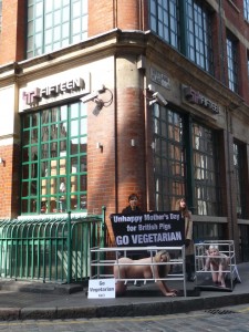 PETA Holds A Naked, Pregnant Protest Outside Jamie Oliver's Restaurant