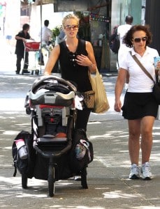 Elisabeth and Isaiah Stroll in NYC