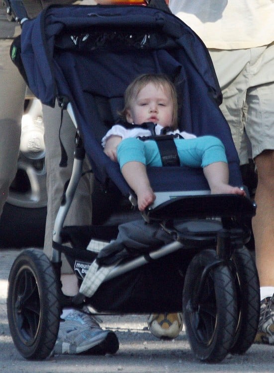 Nicole and Keith Stroll With Sunday In Nashville