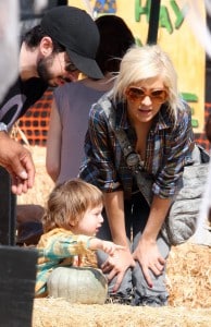 The Bratmans Pick Pumpkins in LA