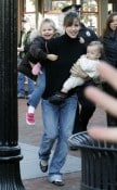 Jennifer Garner and daughters Seraphina & Violet visit Ben on set