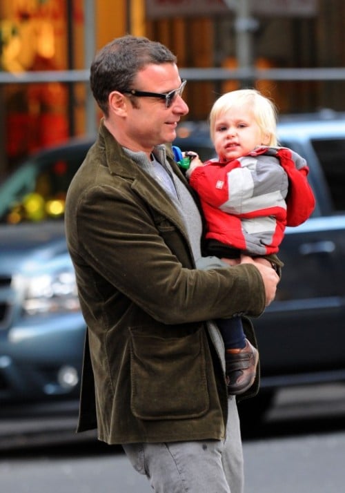 Liev Schreiber strolls with his son Sammy