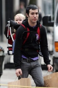 Pete Wentz backpacks son Bronx in NYC