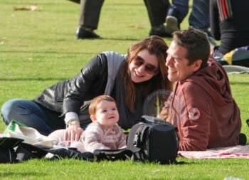 Alyson Hannigan And Family: Venice Beach Play Date