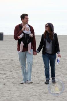 Alyson Hannigan And Family: Venice Beach Play Date