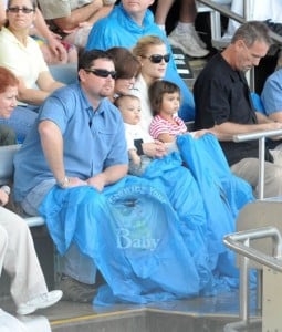 Sam and Charlie Enjoy Seaworld With Their Aunt Josefin