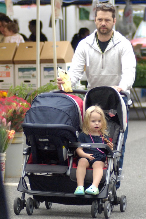 Jason Priestley Enjoys a Market Stroll