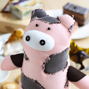 Sok-O 100% Handmade Puppets Bring Socks to Life