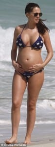 Model Danielle Llyod Bares Her Bump on Dubai Beach