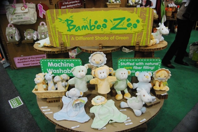 Dandelion's Bamboo Zoo Shows Different Shade of Green