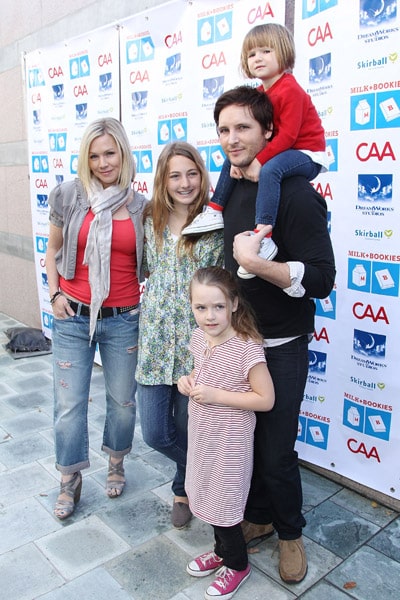 Jennie Garth and Family Support Milk + Bookies
