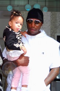Tyrese Gibson Treats His Daughter To Fro-Yo