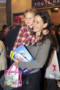 Jennifer Garner and Violet at Mary Poppins