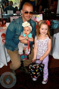 Joey Lawrence and daughters Liberty and Charleston
