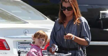 Alyson and Satyana Pick Up Groceries in LA!
