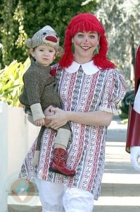 Alyson Hannigan and Daughter Satyana