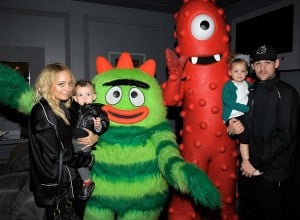 Nicole Richie and Joel Madden with daughters Harlow and Sprarrow Madden