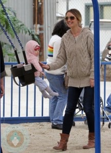 Rebecca Gayheart plays At The Park with Billie