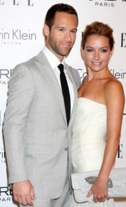 becki newton & Chris Diamantopoulos