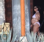 Alanis Morissette on vacation in Mexico