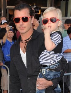 Actor Gavin Rossdale and son and Zuma Rossdale arrive at the Gnomeo And Juliet premiere