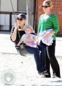 Amy Adams with daughter Aviana