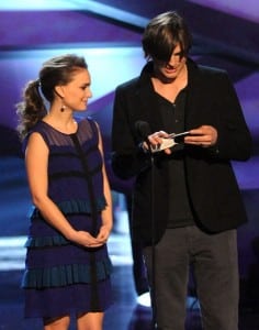 Natalie Portman and Ashton Kutcher onstage during the 2011 People's Choice Awards