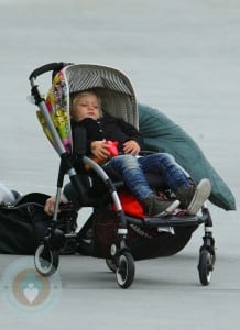 Zuma Rossdale in a bugaboo bee