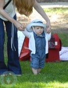 Amy Adams with daughter Aviana LeGallo at the park