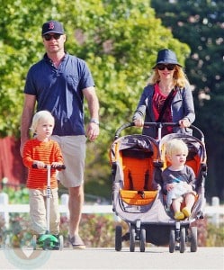 Naomi Watts and Liev Schrieber stroll with sons Sammy & Sasha