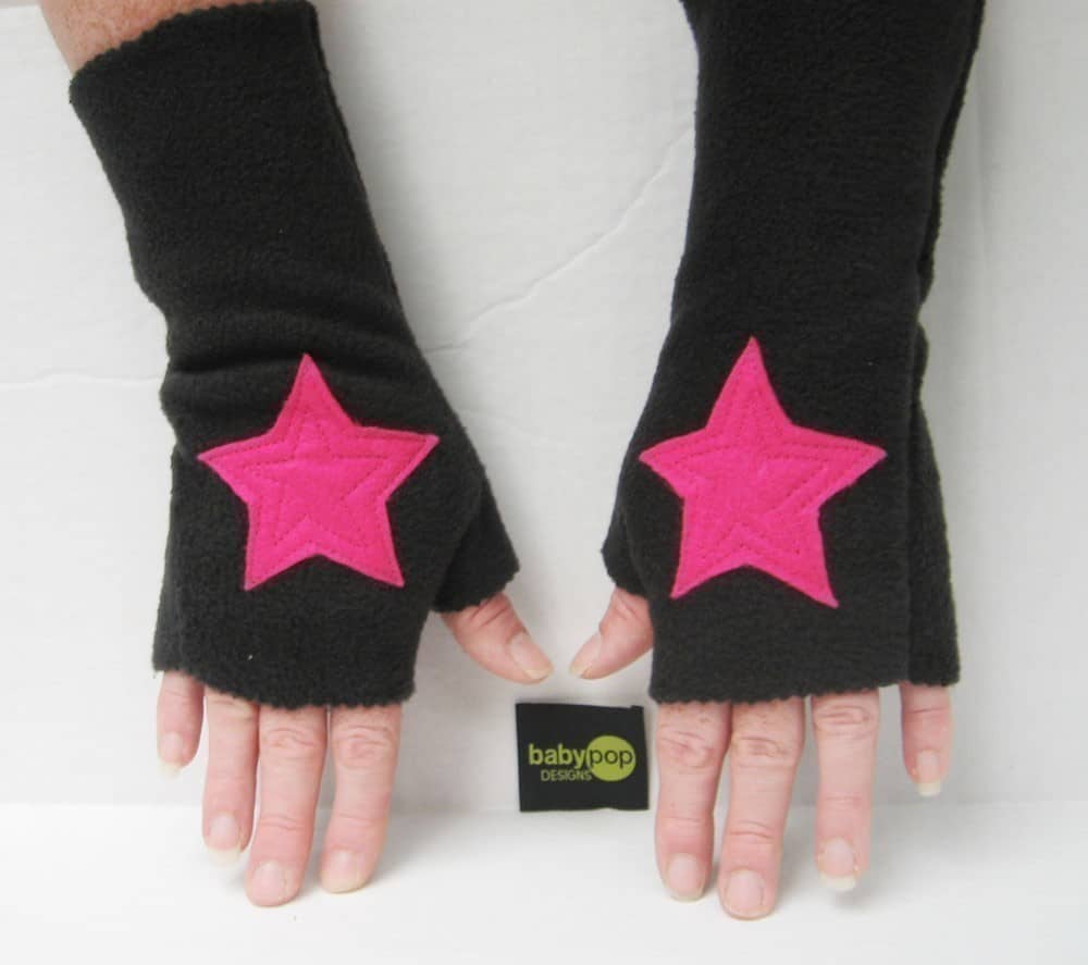 Babypop Designs - Kids Fingerless Superhero Star Gloves cuff - Growing ...