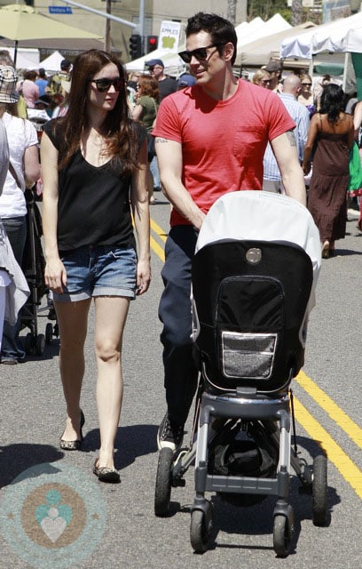 Johnny Knoxville and Naomi Nelson with son Rocco