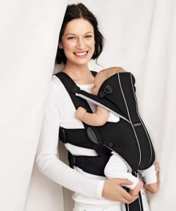 BABYBJÖRN Baby Carrier Miracle - facing in