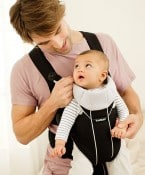 BABYBJÖRN Baby Carrier Miracle - facing out