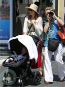 Amy Adams with daughter Aviana