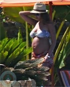 A pregnant Jessica Alba in Mexico