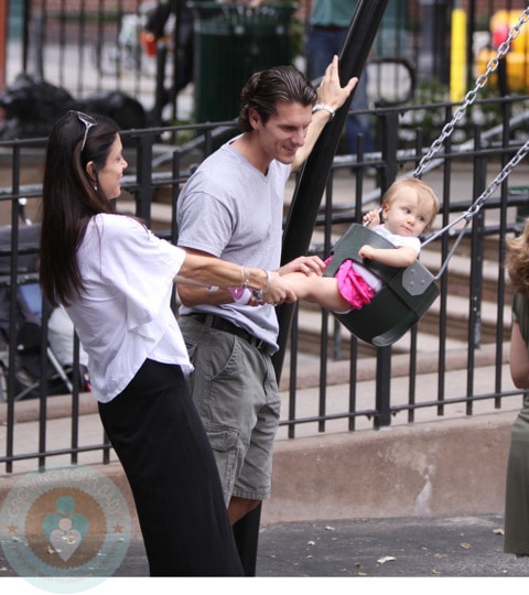 Bethenny Frankel with husband Jason Hoppy and daughter Bryn