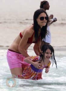 Katie Holmes and daughter Suri Cruise in Miami