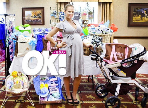 Pregnant Singer Jewel (baby shower)