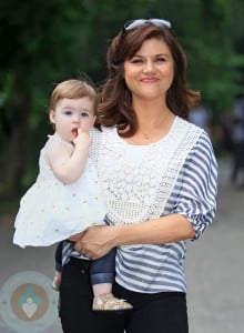 Tiffani Thiessen with daughter Harper