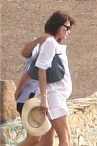 A pregnant Carla Bruni-Sarkozy