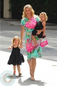 Rebecca Romijn with twin daughters, Dolly and Charlie
